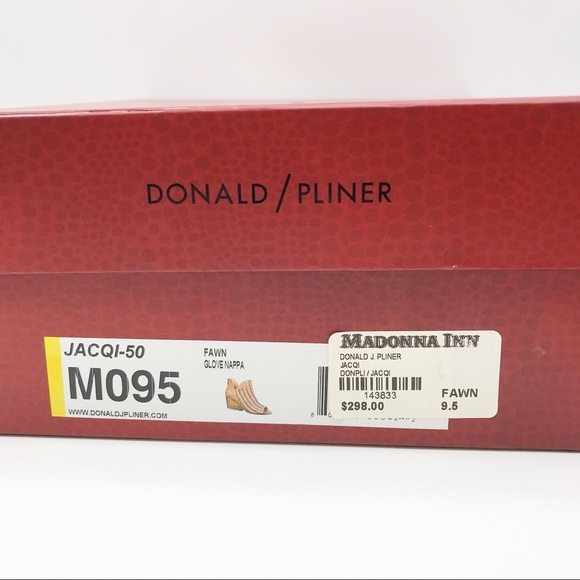 Donald Pliner Jacqi Wedge in Fawn Size 9.5 - Picture 16 of 16